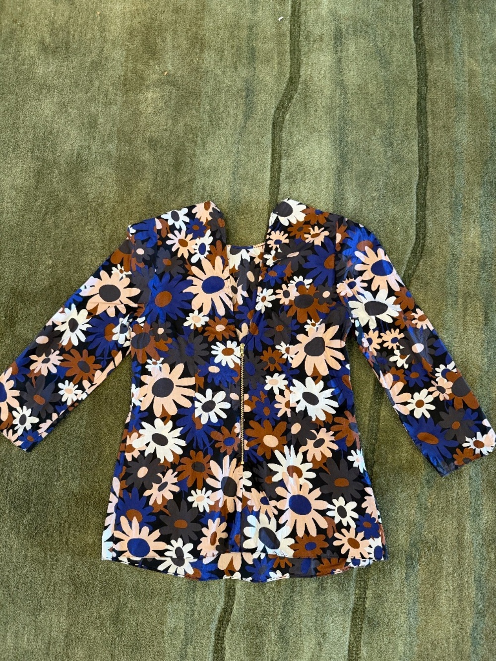 MARNI; 3/4 SLV 3/4 ZIP VNECK PRINT TOP SIZE 44 100% COTTON